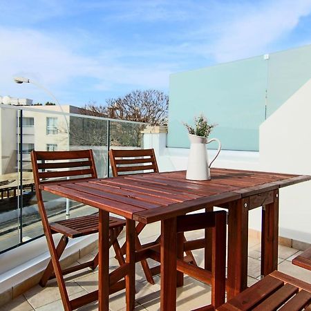 Phaedrus Living Seaside Junior Suite Lighthouse 63 Paphos Bagian luar foto